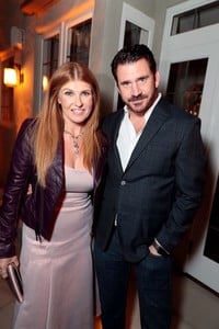 Connie-Britton_-SHOWTIME-Gives-Thanks-Holiday-Event--04.thumb.jpg.d106dd179d616a17e7d3f91361d4f131.jpg
