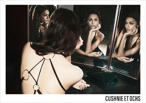 Cushnie-et-Ochs-resort-2018-ad-campaign-the-impression-01.thumb.jpg.e579debeba98c5c324d77052a5b01936.jpg