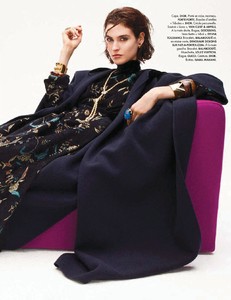 Elle_France_-_10_Novembre_2017-page-014.jpg