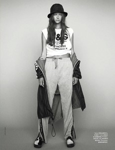 Elle_France_-_3_Novembre_2017-page-008.jpg
