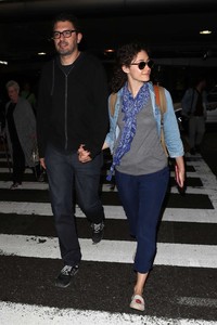 Emmy-Rossum-at-LAX-Airport-in-Los-Angeles--06.jpg