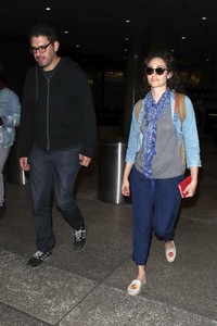 Emmy-Rossum-at-LAX-Airport-in-Los-Angeles--22.jpg