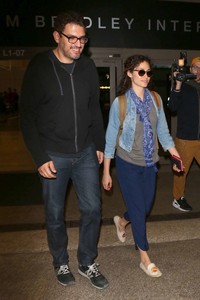 Emmy-Rossum-at-LAX-Airport-in-Los-Angeles--27.jpg