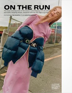 Estella-Boersma-by-Tak-Sugita-for-LOfficiel-Malaysia-September-2017-1.thumb.jpg.d13cbcb7648e9481aa1ae39545a4add1.jpg