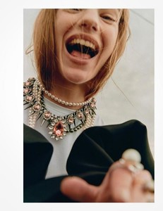 Estella-Boersma-by-Tak-Sugita-for-LOfficiel-Malaysia-September-2017-14.thumb.jpg.35ef285a1ba6261586473d8c90dfc136.jpg