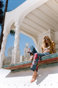 Flower-Child-Spell-the-Gypsy-Collective-JulyAugust-collection-Abby-Brothers-shot-by-Brydie-Mack13.jpg