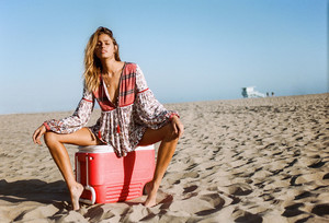 Flower-Child-Spell-the-Gypsy-Collective-JulyAugust-collection-Abby-Brothers-shot-by-Brydie-Mack45.jpg