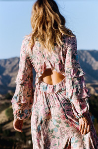 Flower-Child-Spell-the-Gypsy-Collective-JulyAugust-collection-Abby-Brothers-shot-by-Brydie-Mack78.jpg