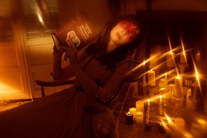 Glamour-Spain-Halloween-Special-Alice-Vink-Pablo-Curto-1.thumb.jpg.373a2f19f2b399d6eceb1d94fda7dde2.jpg