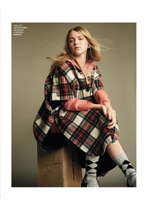 Grazia_France_-_24_Novembre_2017-page-007.jpg