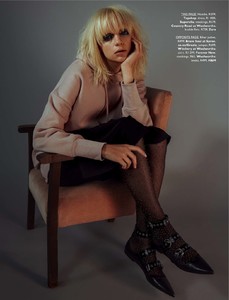 Grazia_South_Africa_-_7_September_2016__dragged_-page6.jpg