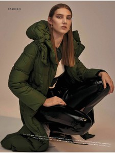 Grazia_UK__13_November_2017-page-004.jpg
