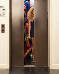 Inez-Vinoodh-for-Vogue-Italia-November-2017-5-760x941.thumb.jpg.051099f9f2399c6bd64772397f879fe3.jpg