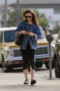 Lily-Collins_-Out-and-about-in-Beverly-Hills--03.jpg