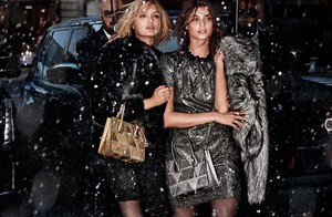 Michael-Kors-holiday-2017-ad-campaign-the-impression-01.thumb.jpg.fda209d34b999cda5c4fd39a88c5cfd9.jpg