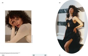 Natasha-Poly-by-Sean-Seng-for-Marfa-Journal-8-760x491.thumb.jpg.f4d71f9b1cd3f181e774df22bbd5608b.jpg