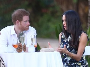 Prince-Harry-Meghan-Markle-Wedding-Jamaica-2017r.thumb.jpg.1d00a173dc66d2909f4788608fd4330f.jpg