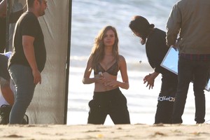 Romee-Strijd-and-Josephine-Skriver_-Victorias-Secret-Shoot--14.thumb.jpg.0c9c9f2099f97f67b9f006e9cb57c773.jpg