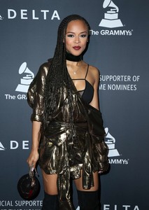 Serayah-McNeill_-2017-Delta-Air-Lines-Official-Grammy-Event--09.jpg