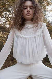 Summerwinter-Homme-Magazine-November-2017-Sasha-Kichigina-Christopher-Ferguson-5.thumb.jpg.a0f3cd38a149753f30a43efc476161f4.jpg