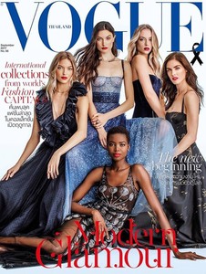 Vogue-Thailand-September-2017-Covers-01-620x822.thumb.jpg.30c8e5396a4b9dcff9fdad88dc900a45.jpg