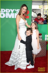 alessandra-ambrosio-brings-family-to-daddys-home-2-premiere-02.jpg