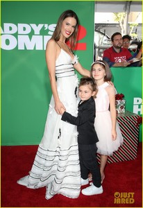 alessandra-ambrosio-brings-family-to-daddys-home-2-premiere-14.jpg