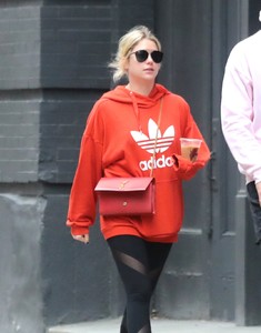 ashley-benson-with-her-personal-trainer-nyc-11-08-2017-2.jpg