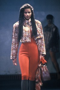 azzedine-alaia-fw-1989-10.thumb.JPEG.78966bdeed81c6d5171328c517e8c383.JPEG