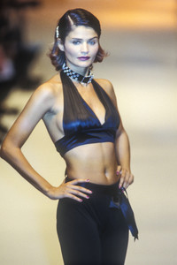 blumarine-ss-1995-14.thumb.JPEG.69eee9ca92f72186294e7bbc02f089c6.JPEG