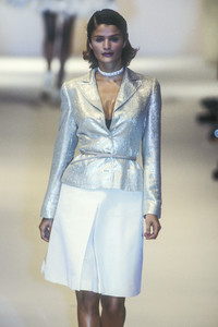 blumarine-ss-1995-8.thumb.jpg.a9ce441423eb65d7370cb1983b7ff1ac.jpg