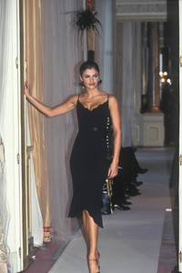 chanel-hc-ss-1997-6.thumb.JPEG.b016e32a43e9f7e8a469f273d11558e4.JPEG