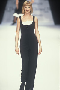 chantal-thomas-fw-1994-12.thumb.jpg.4109cfdfc4c240c2ee2207315bade358.jpg