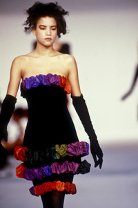 chloe-fw-1987-1.thumb.jpeg.7879fec6c8a948f07c8a85456adaf5b1.jpeg