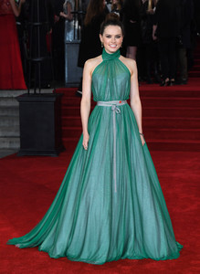 daisy-ridley-100.jpg