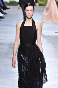 edie_boss_aw14_livingly_2.thumb.JPG.f5039eb444c8b14a3713eee4f904ac25.JPG