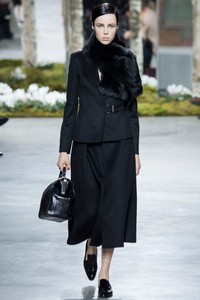 edie_boss_aw14_vogue_1.thumb.JPG.87e729fe0a22ee30cee9f77bcf55b9b4.JPG
