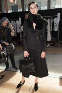 edie_boss_aw14_vogue_2.thumb.jpg.c3e68bc23ef234e7451b9afcd8f0c2c9.jpg