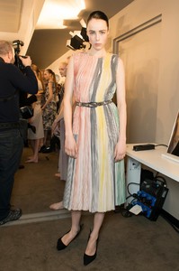edie_bottega_veneta_aw14_madamelefigaro_2.thumb.jpg.132cb4cda45e27bccc6591adf78fc95b.jpg
