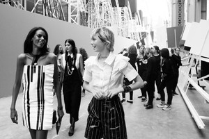 edie_chanel_ss15_coveteur.thumb.jpg.d95d9d435887bc5da4113e0047fe2a1b.jpg