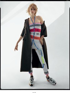 edie_document_journal_aw14_visualoptimism_1.thumb.jpg.3aaf4afaa117bee7bd2d32abc84dfe37.jpg