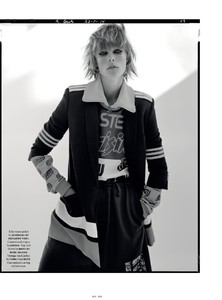 edie_document_journal_aw14_visualoptimism_3.thumb.jpg.ff8c8a96203c8690a4436735faba25f0.jpg