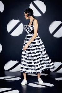 edie_giles_deacon_resort14_vogue_24.JPG