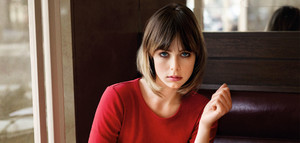 edie_grazia_france_29apr16_grazia_2.thumb.jpg.f5636c369140220eaf4e7c2ce7db6321.jpg