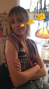 edie_igstory_5nov17_christabitch.thumb.jpg.d2cbd1453bab568a93c1d214bc8eed90.jpg