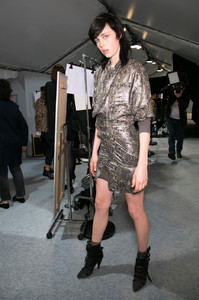 edie_isabel_marant_aw14_livingly_5.thumb.jpg.a16cc67f4cf8df1007ee280fff0d2fc9.jpg
