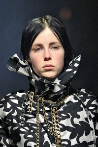 edie_lanvin_aw14_dazed.thumb.jpg.571667bbf26bf302af110be4d1977526.jpg