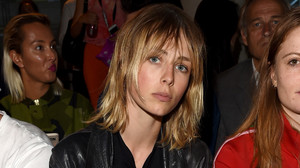 edie_lfwm_day2_10jun17_jezebel.thumb.jpg.c23de8f985122fc8a6a5207e20020d79.jpg