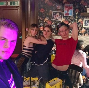 edie_night_out_22nov17_sweeneytoddla.thumb.jpg.091f2d43651ea6a0e90c99fd8e62739e.jpg