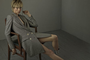 edie_s_moda_13dec14_smoda_elpais_1.thumb.jpg.2488f42f016420e95036bfa53b39bae0.jpg